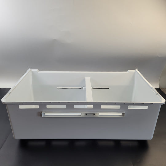 Electrolux Refrigerator & Freezer Drawers / Crisper Drawers 5304519057