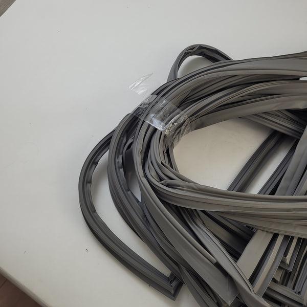 Midea Refrigerator & Freezer Door Gaskets 12131000010567 (OEM) Refrigerator & Freezer Midea