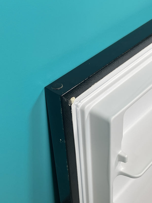 Refrigerator door Refrigerator & Freezer Doors LW10668875 Whirlpool (OEM) Refrigerator & Freezer Whirlpool