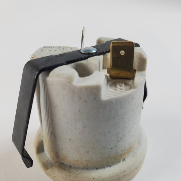 316116400 Oven light socket Frigidaire Range Misc. Parts Appliance replacement part Range Frigidaire   