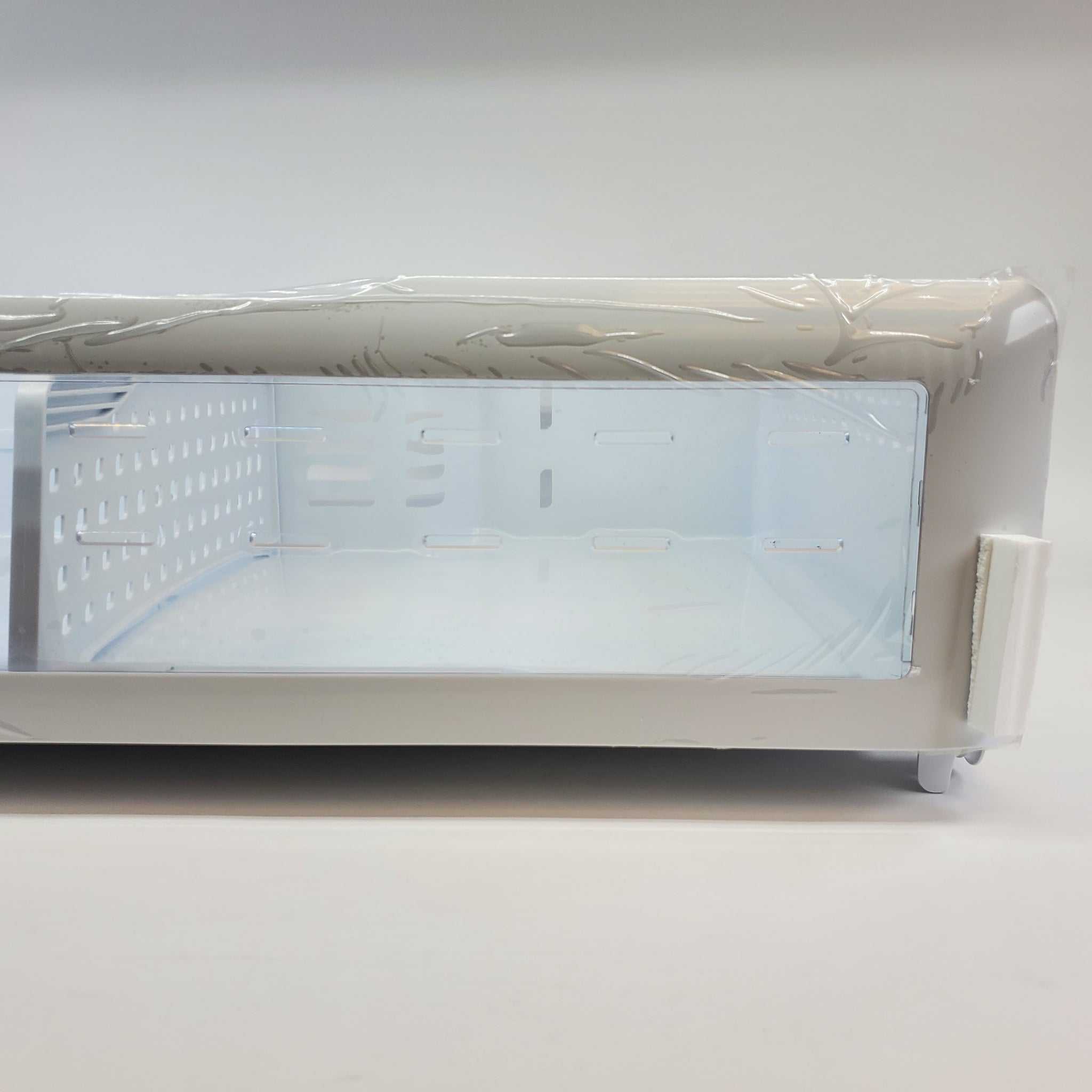 WR32X26451 Upper freezer drawer GE Refrigerator & Freezer Drawers / Cr